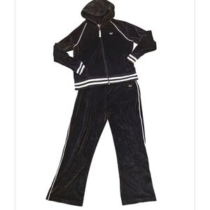 Vintage Y2K Roxy Velour Tracksuit in black, size XL Black